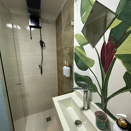 Apartamento Encantador En *