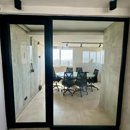 Apartamento Encantador En *